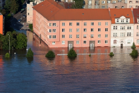 fullHAUSde Gebäudedaten stellen eine belastbare Grundlage dar: Sie können bei Kumul-Betrachtungen und bei der Einstufung von Objekten im Rahmen des Elementarschutz unterstützen.  